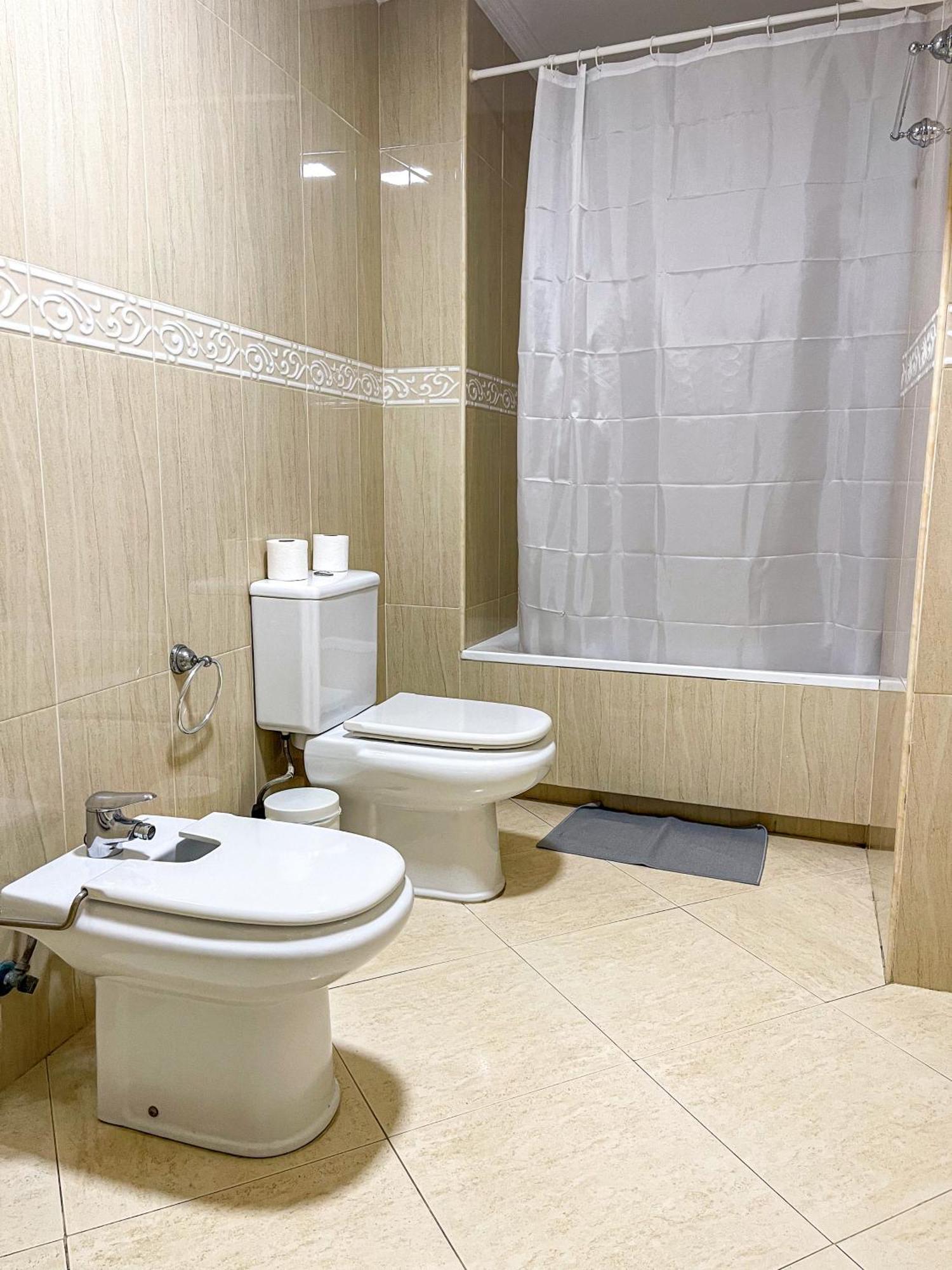 Estudio In City Center Malaga! Bagian luar foto